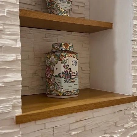 The Three Bs - House Lägenhet Bergamo