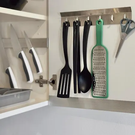 The Three Bs - House