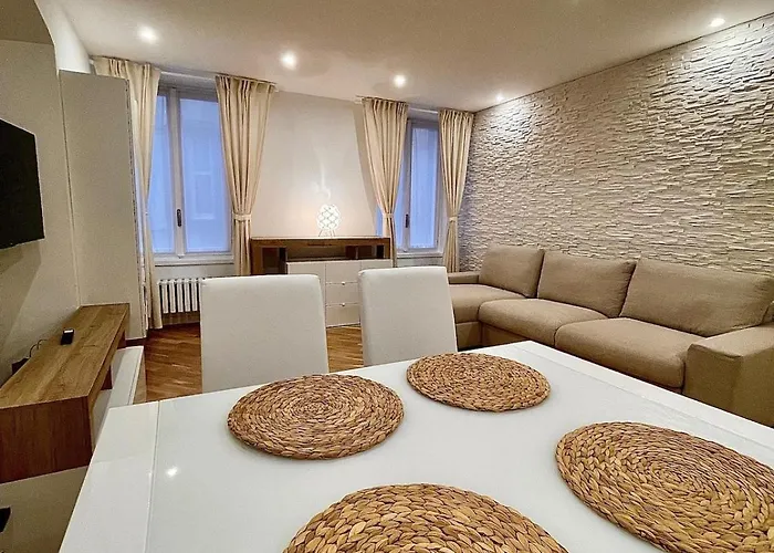 The Three Bs - House *