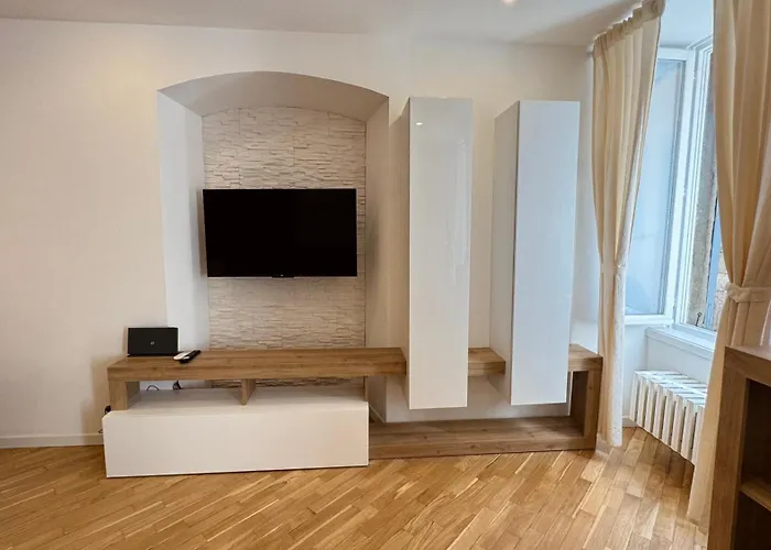 The Three Bs - House Apartman